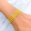 22k-gold-Radiant Reflective Interlinked Bracelet 