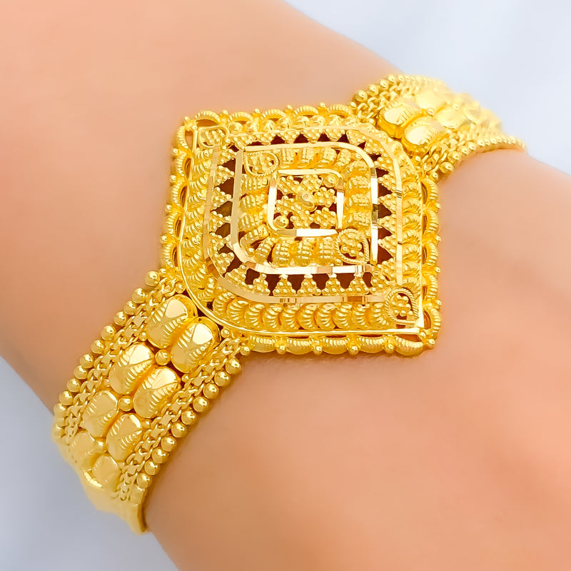 22k-gold-Festive Paisley Accented Gold Bracelet 