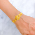 22k-gold-Lightweight Round Floral Bracelet