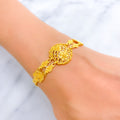 22k-gold-Lightweight Round Floral Bracelet