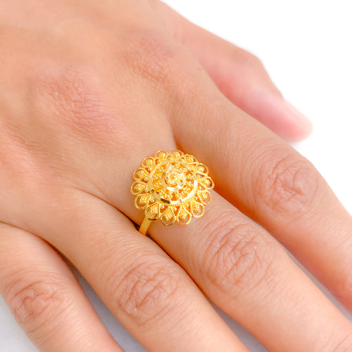 Traditional Round Gold Ring