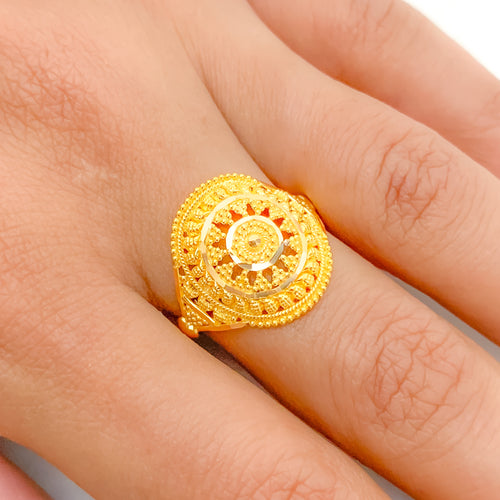 Shimmering Yellow Gold Ring