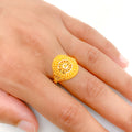 Graceful Yellow Gold Ring