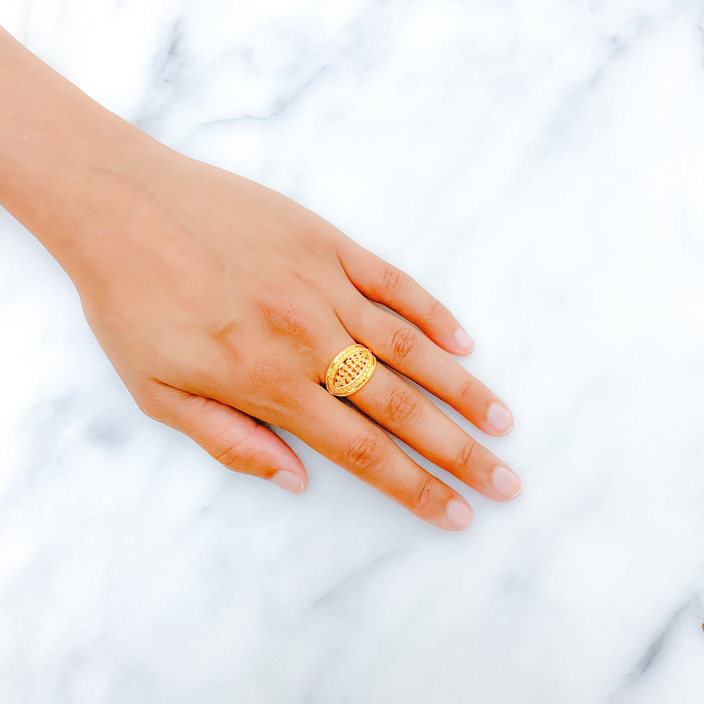 Modest + Shiny Yellow Gold Ring – Andaaz Jewelers
