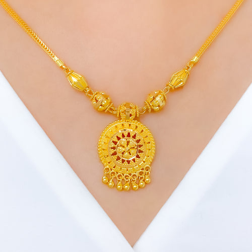 Radiant Chand Tassel 22k Gold Set