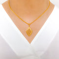 Ornate Reflective 22k Gold Pendant Set