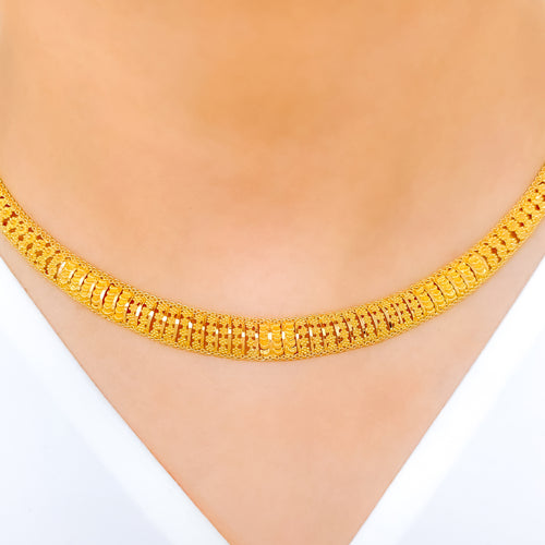 Posh Slender Domed Choker 22k Gold Set