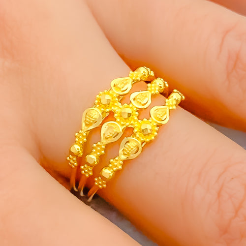 22k-gold-versatile-everyday-floral-ring