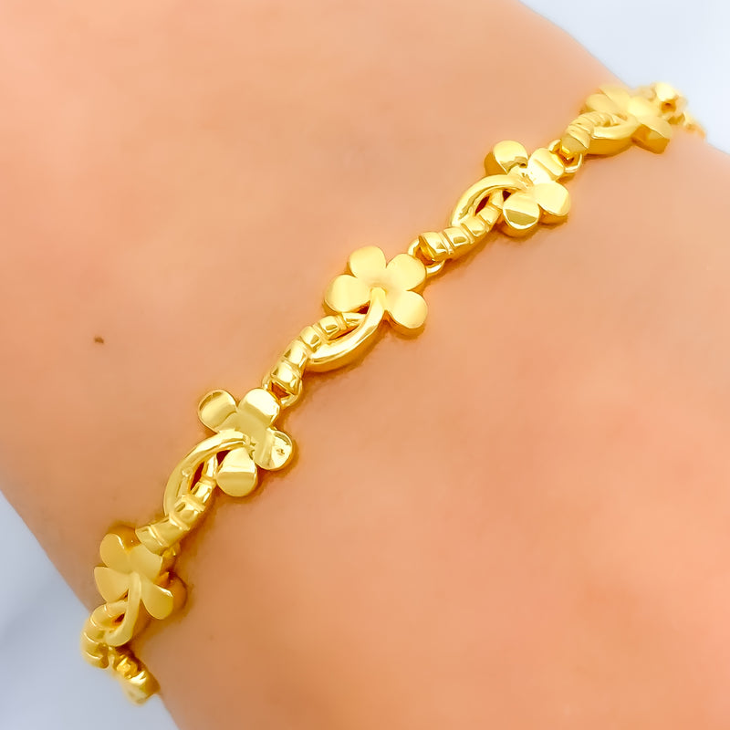 22k-gold-trendy-floral-vine-bracelet