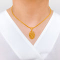 Chic Netted Oval Pendant 22k Gold Set