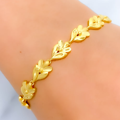 22k-gold-impressive-trendy-bracelet