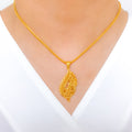 Dainty Filigree Pendant 22k Gold Set