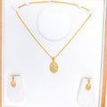 Chic Netted Oval Pendant 22k Gold Set