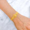 Glamourous Yellow Gold Bracelet