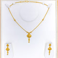 Graceful Floral Fanned 22k Gold Necklace Set