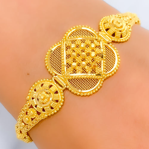 22k-gold-Traditional Elevated Netted Bracelet 