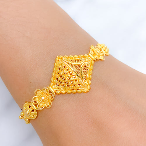 Classic Yellow Gold Bracelet