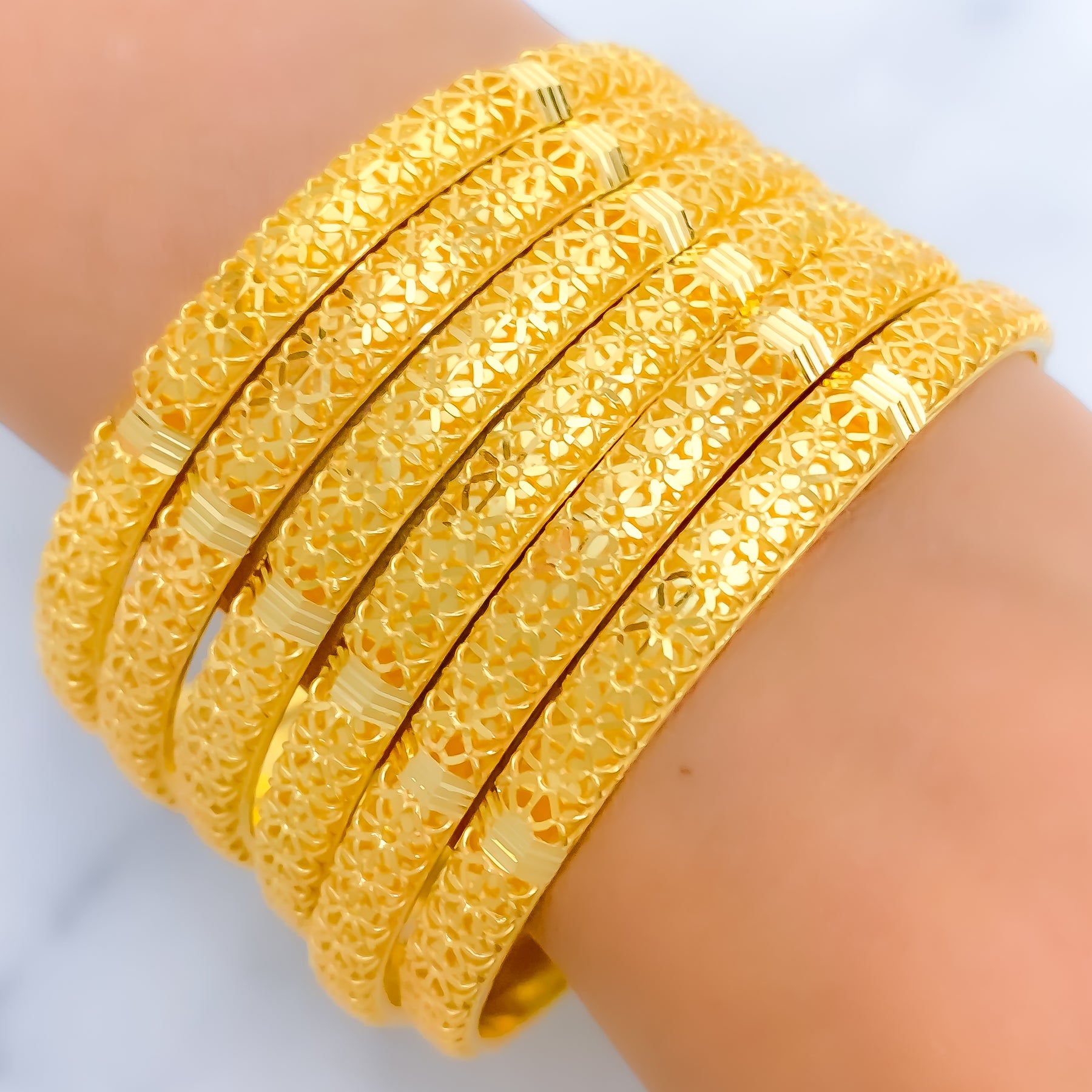 3mm Classic Round Bangle Bracelet in 14k Yellow Gold - Filigree Jewelers