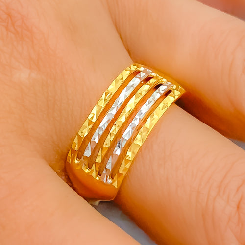 22k-gold-attractive-alternating-two-tone-striped-ring