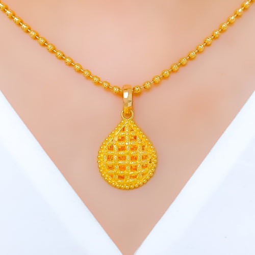 Radiant Chic Beaded 22k Gold Pendant