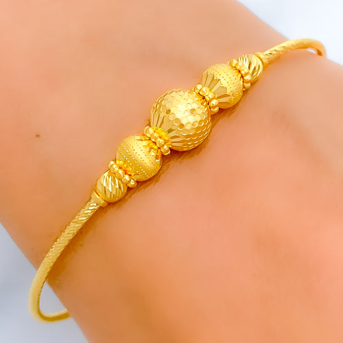 22k-gold-Classic Glistening Bangle Bracelet  