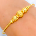 22k-gold-dotted-wire-bangle-bracelet