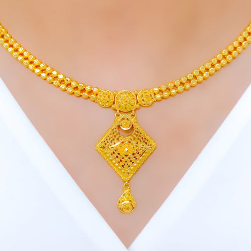 Graceful Geometric 22k Gold Necklace Set