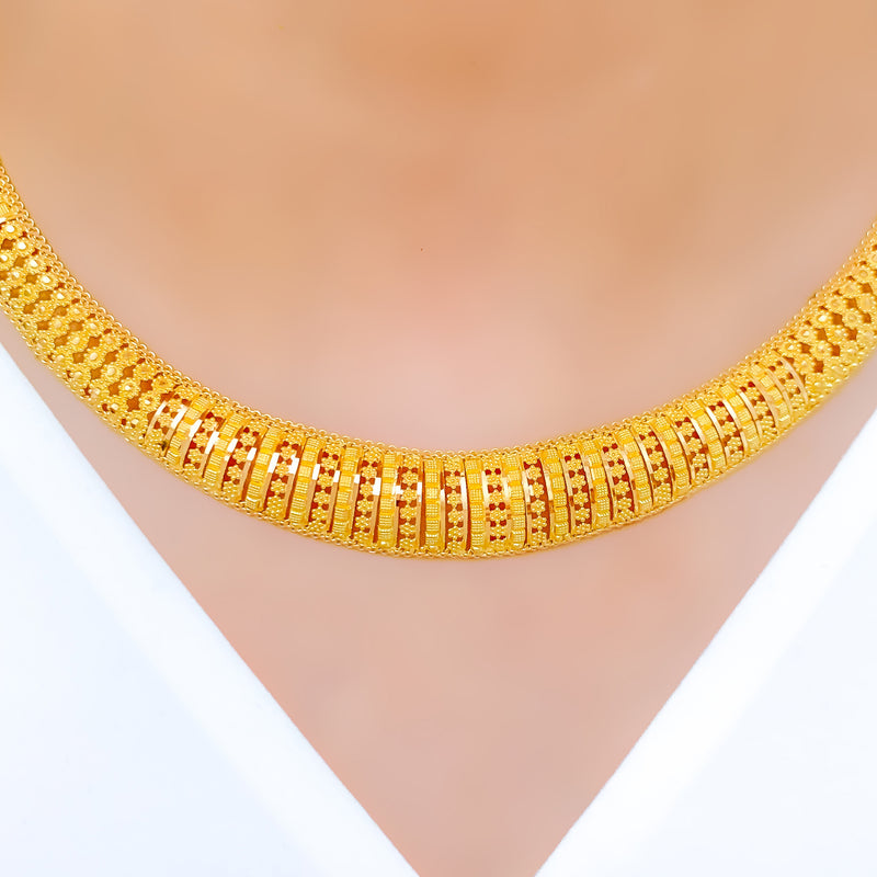 Regal Shimmering 22k Gold Choker Set