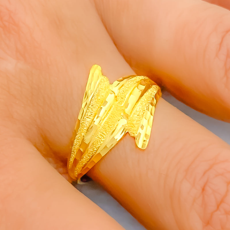 21k-gold-graceful-lovely-ring