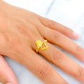 21k-gold-tasteful-heart-ring