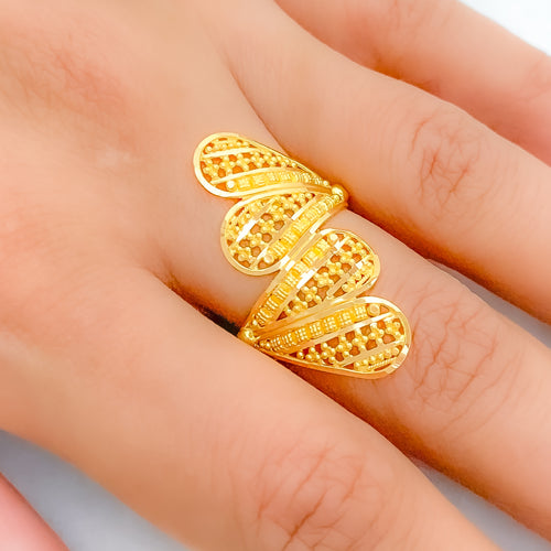Gorgeous Curved Statement 22k Gold Ring