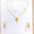 Chic Reflective 22k Gold Set