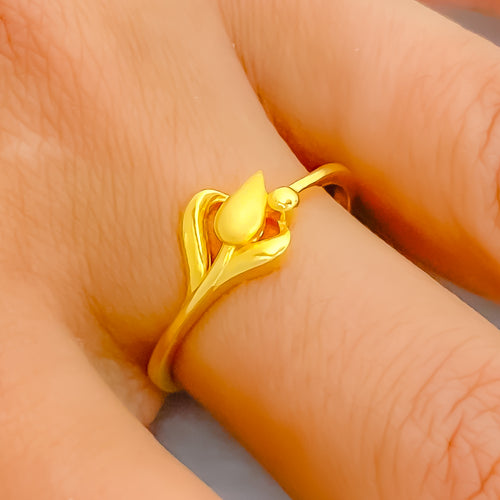 22k-gold-graceful-leaf-ring