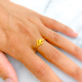 22k-gold-graceful-leaf-ring