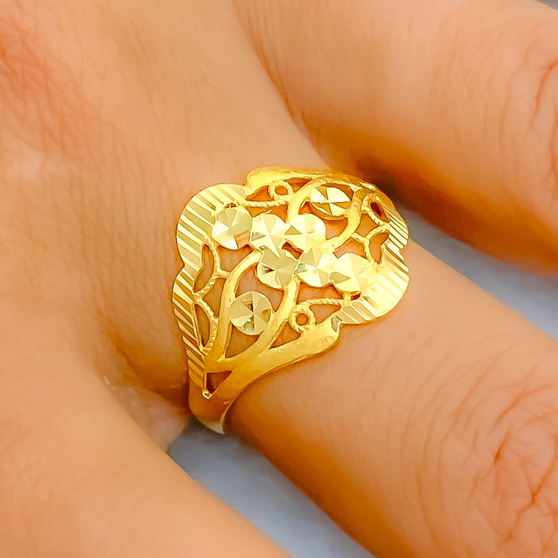 22k-engraved-charming-ring