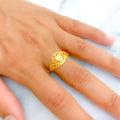 22k-glistening-heart-ring