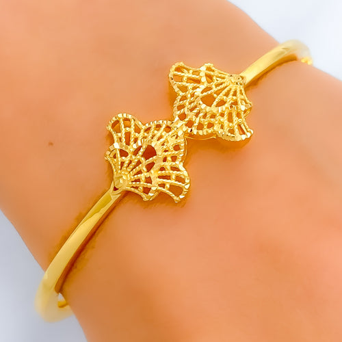 22k-gold-delightful-refined-bangle-bracelet