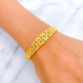 22k-gold-blooming-jazzy-bangle-bracelet'