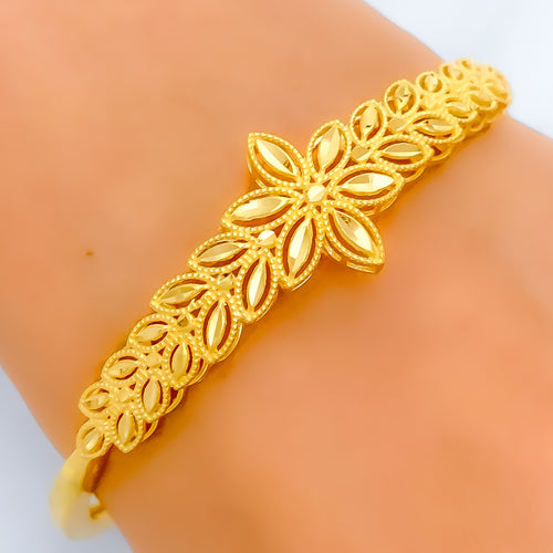 22k-gold-refined-ethereal-bangle-bracelet