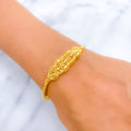 22k-gold-luxurious-festive-bangle-bracelet