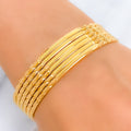 Lovely Sleek Set of 6 Bangles