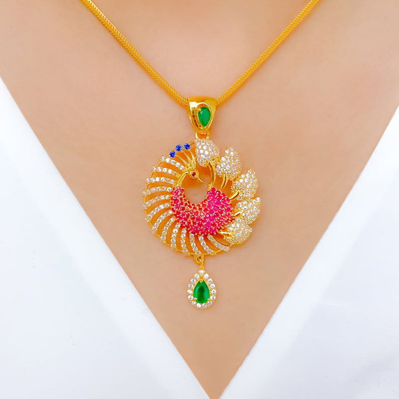 Royal Round Peacock 22k Gold Pendant Set