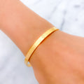 22k-gold-elegant-high-finish-bangle