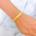 22k-upscale-gold-bangle