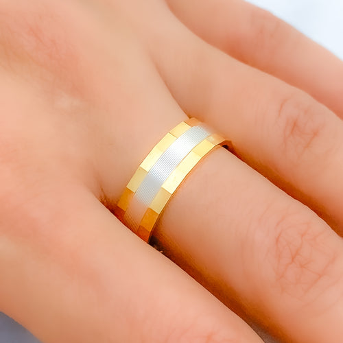 Contemporary Two-Tone 22k Gold Striped Band