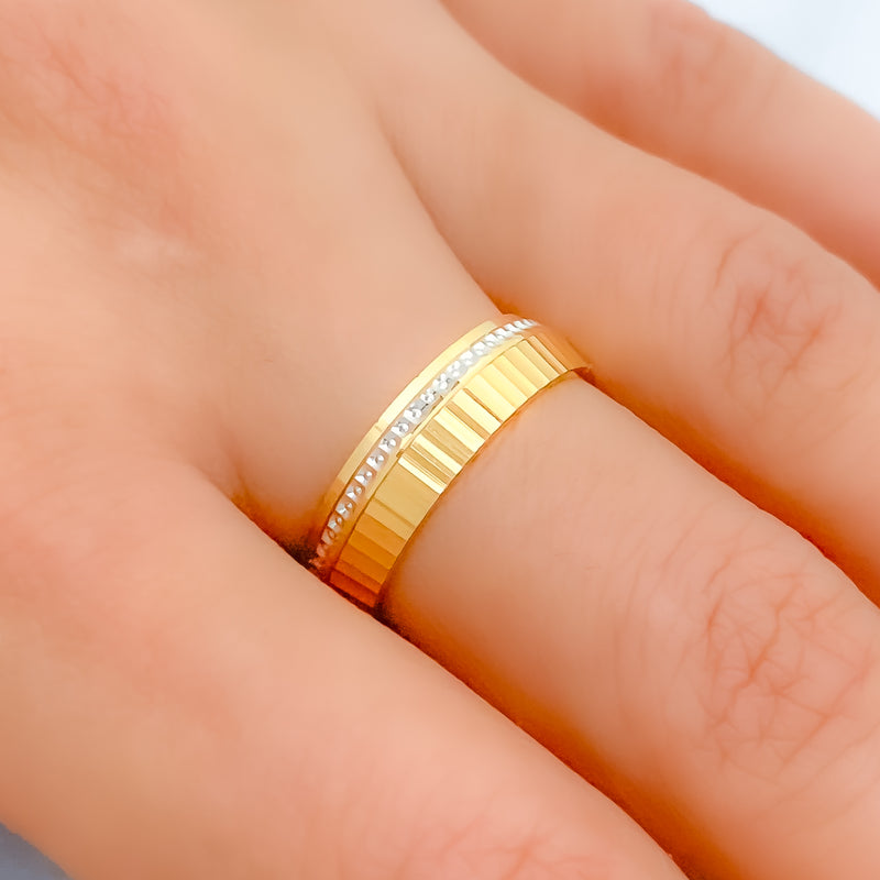 Unique Glistening Two-Tone 22k Gold Band