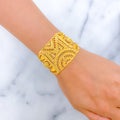 22k-gold-lavish-engraved-bracelet