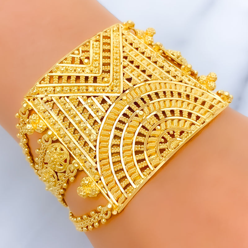 22k-gold-lavish-engraved-bracelet