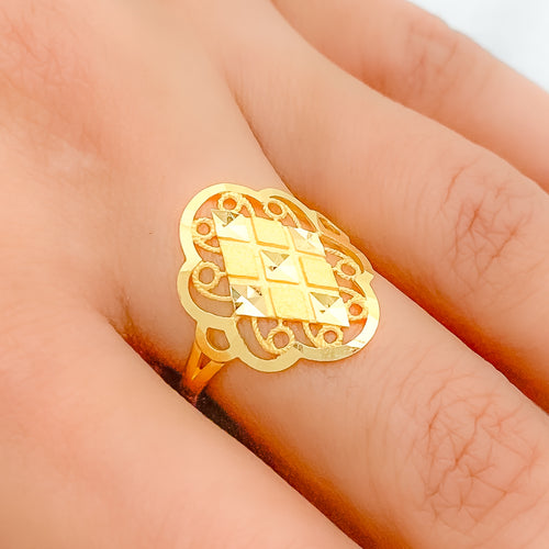 Glistening Geometric 22k Gold Ring