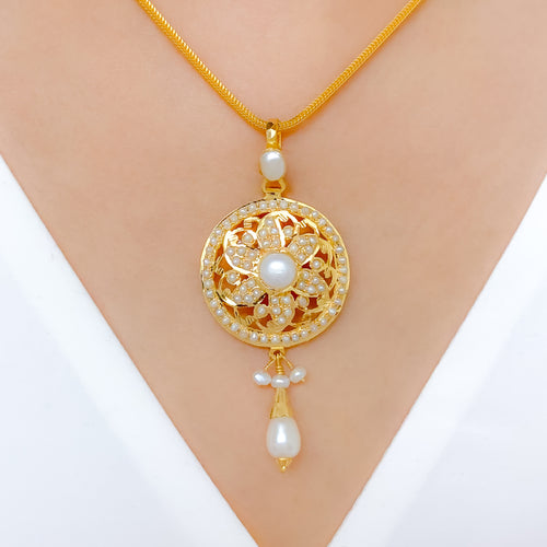 Pearl Flower Pendant 22k Gold Set